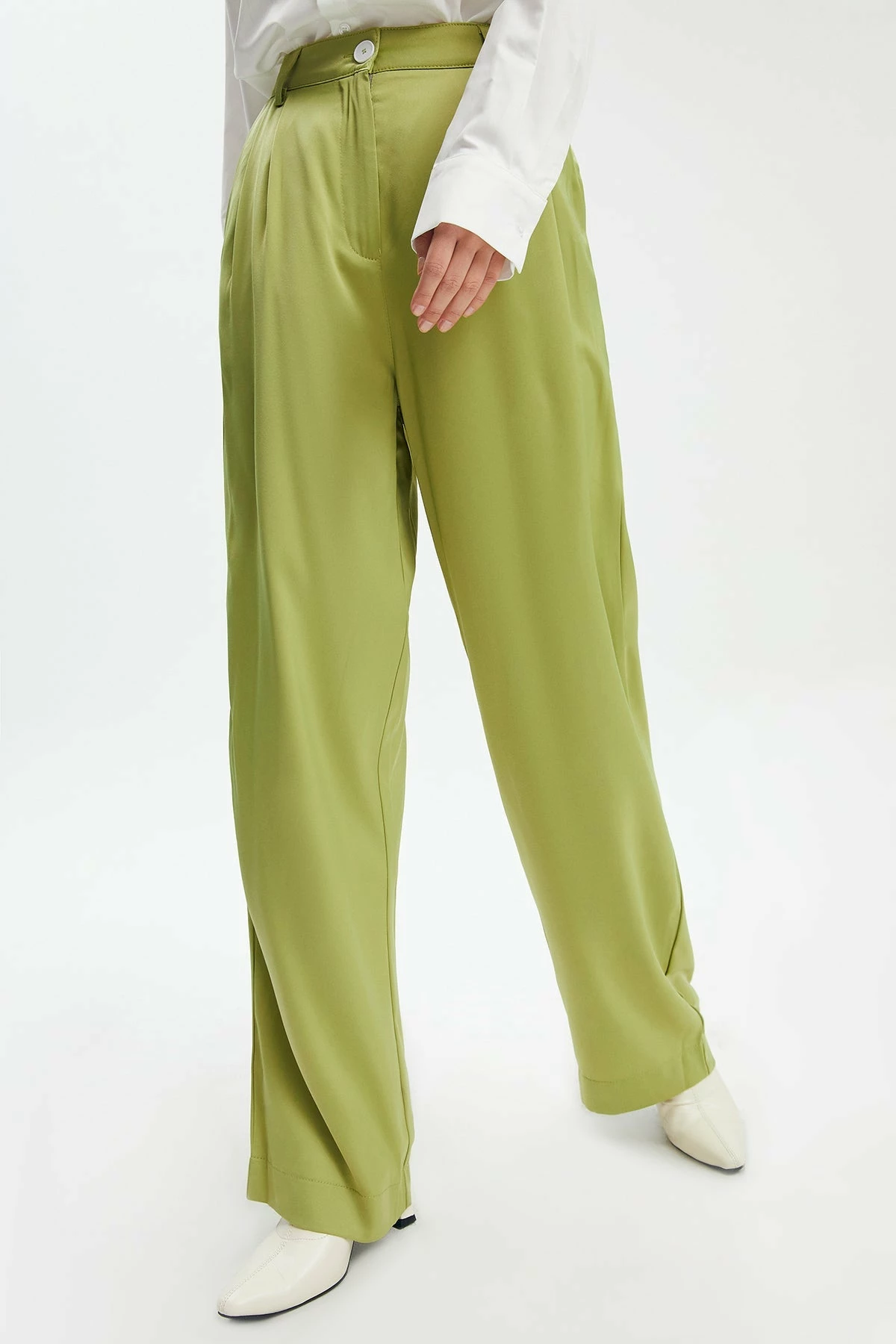 Solado Wide Leg Satin Casual Pants 3 Solado Wide Leg Satin Casual Pants
