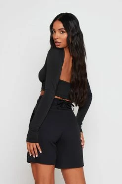 Solado High Waist Cross Tie Solid Knee Length Shorts -solado Sales Store 4 6da9565e dc93 4552 b79d f320360c65cf 1800x1800