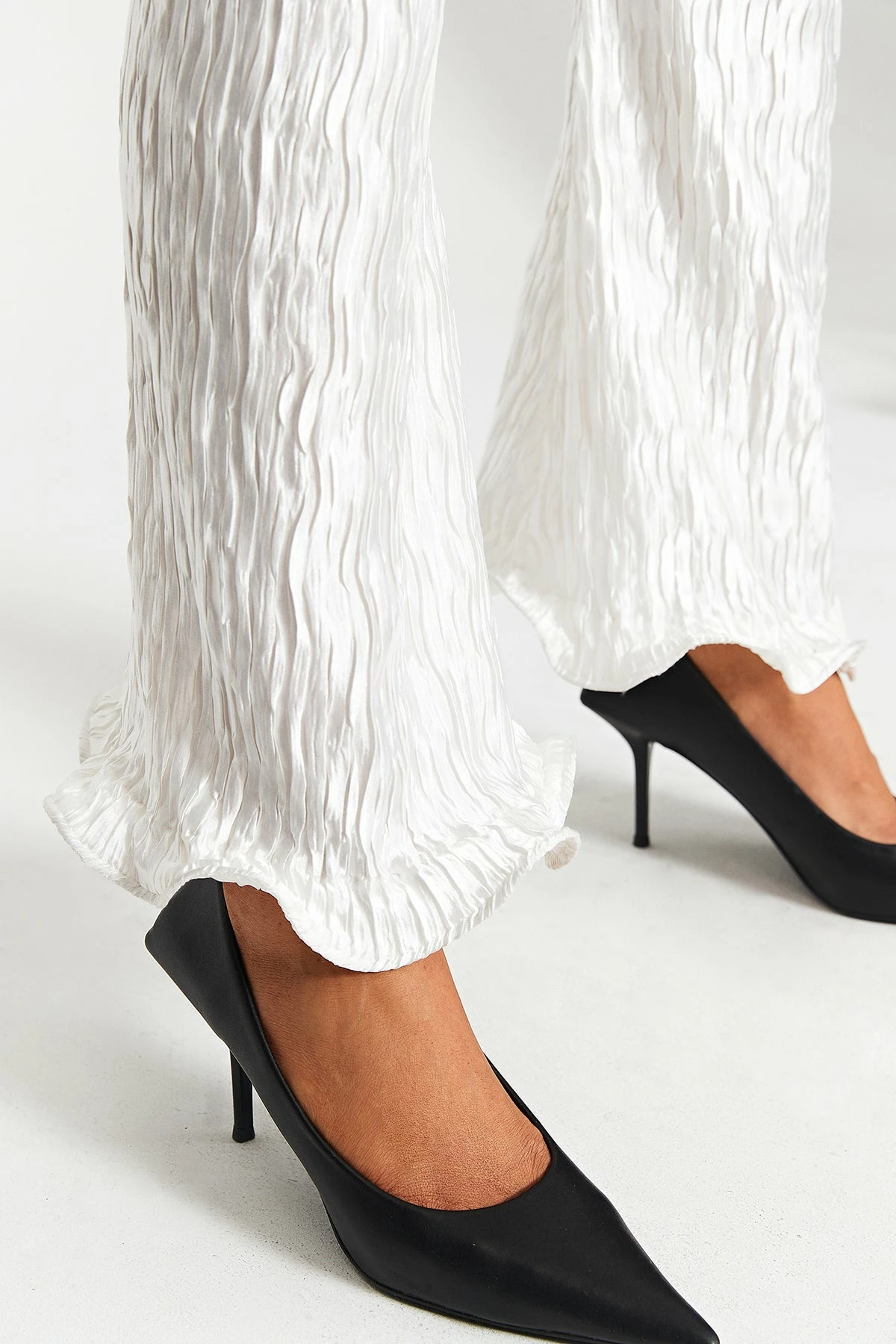 SOLADO Satin Pleated Textured Asymmetrical Hem Flared Pants 7 SOLADO Satin Pleated Textured Asymmetrical Hem Flared Pants - Image 5