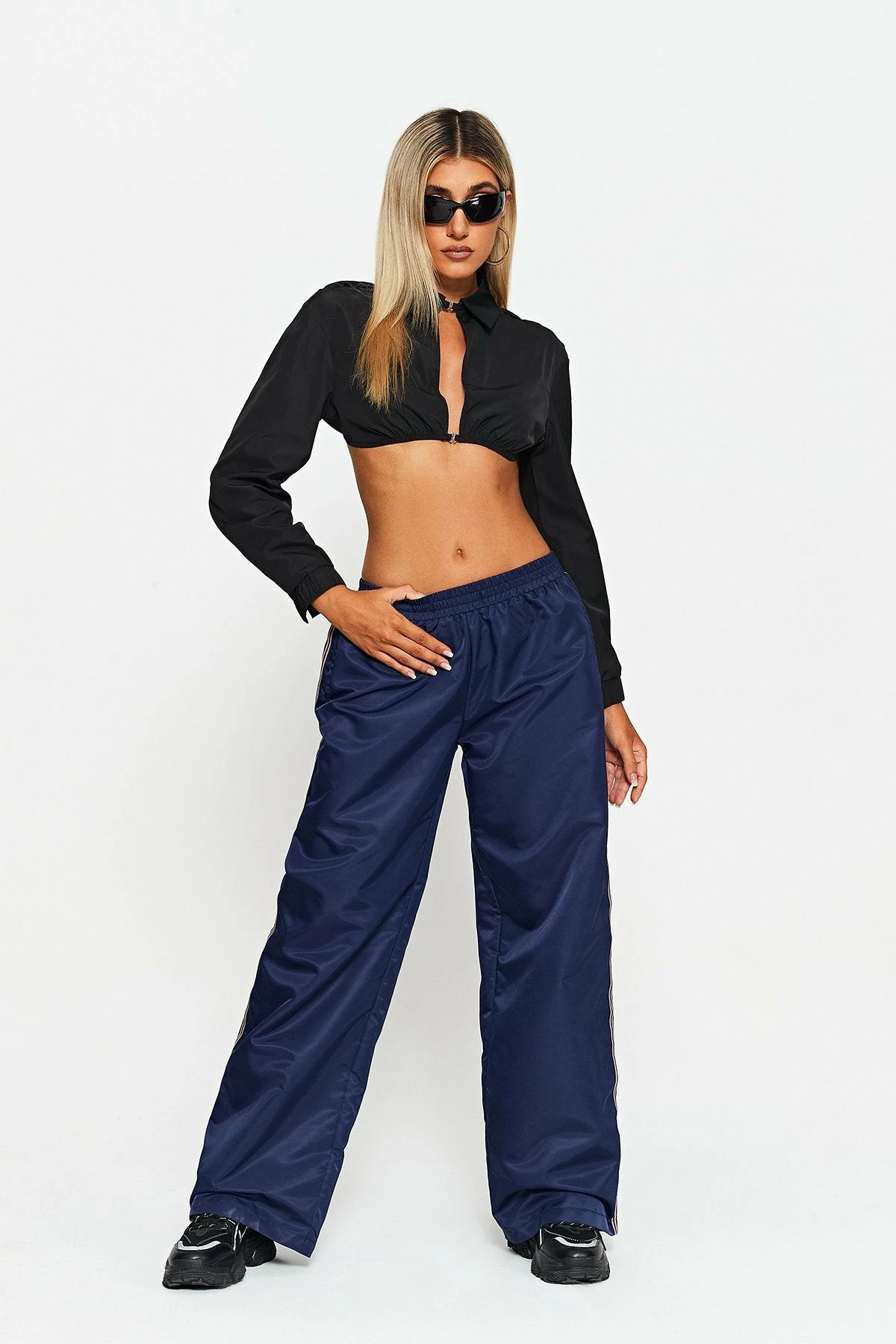 SOLADO Dual Pocket Colorblock Trim Wide Leg Pants 5 SOLADO Dual Pocket Colorblock Trim Wide Leg Pants - Image 3