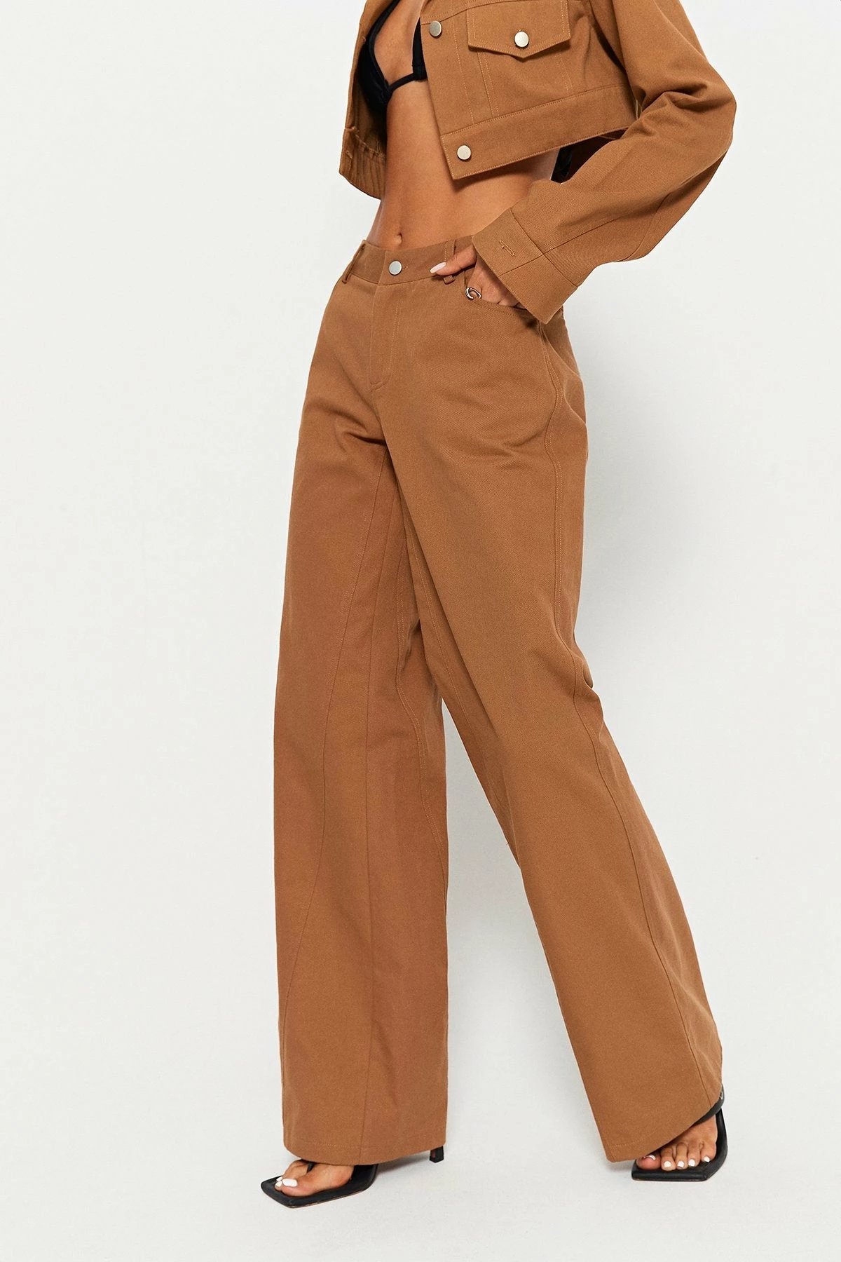 SOLADO High Waist Dual Pocket Solid Straight Pants 4 SOLADO High Waist Dual Pocket Solid Straight Pants - Image 2