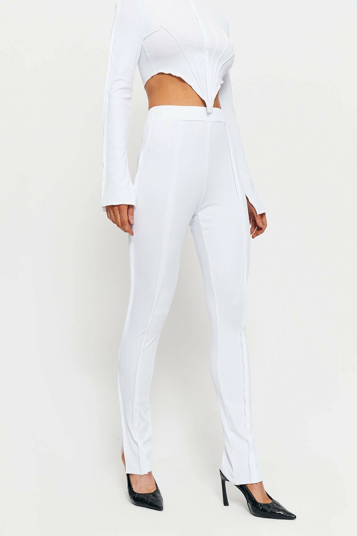 SOLADO High Waist Seam Detail Split Hem Skinny Pants 4 SOLADO High Waist Seam Detail Split Hem Skinny Pants - Image 2