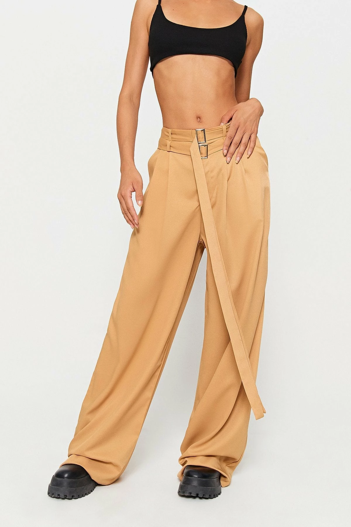 SOLADO Buckled Decor Dual Pocket Draped Straight Pants With Belt 4 SOLADO Buckled Decor Dual Pocket Draped Straight Pants With Belt - Image 2