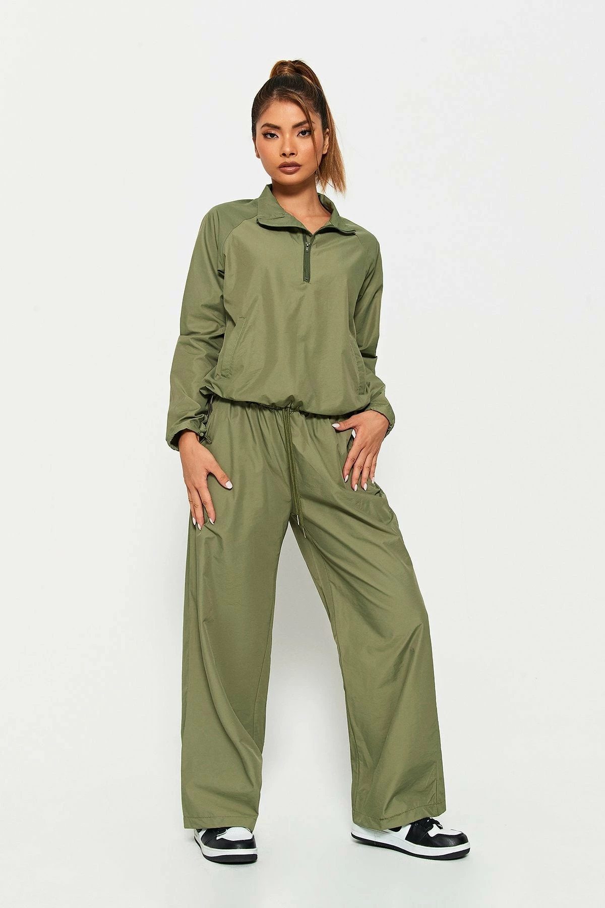 Solado High Waist Dual Pocket Solid Straight Joggers 5 Solado High Waist Dual Pocket Solid Straight Joggers - Image 3