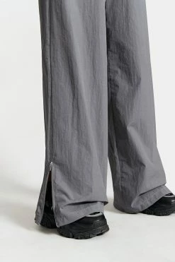 SOLADO Zipper Decor Split Hem Dual Pocket Straight Pants 13 SOLADO Zipper Decor Split Hem Dual Pocket Straight Pants -solado Sales Store jpeg 2a4b3c59 f994 4d48 b0d3 187dae1ada83 1800x1800