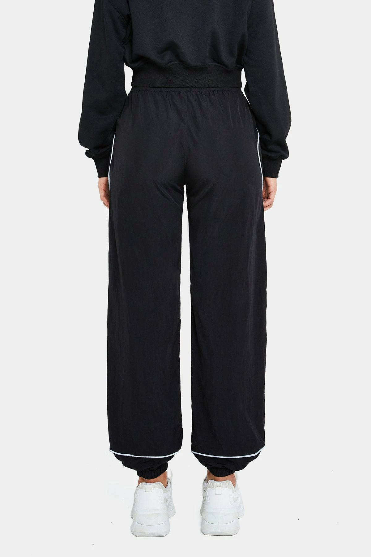 Solado Low Waist Stripe Trim Dual Pocket Joggers 8 Solado Low Waist Stripe Trim Dual Pocket Joggers - Image 6