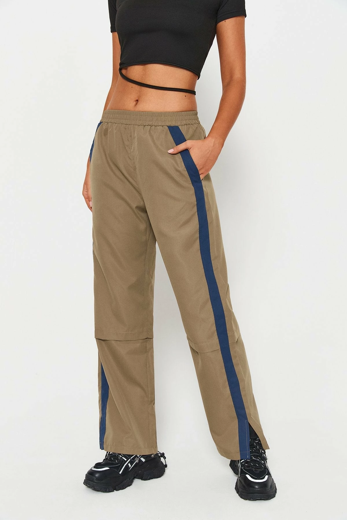 Solado Low Waist Colorblock Split Hem Splicing Joggers 3 Solado Low Waist Colorblock Split Hem Splicing Joggers