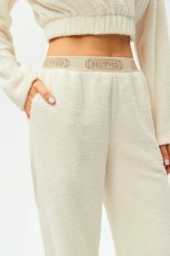 SOLADO Colorblock Trim Dual Pocket Fluffy Straight Pants -solado Sales Store jpeg 496d0fe5 7aaf 48c2 8ea2 9083310489fb 1800x1800