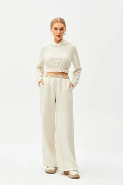 SOLADO Colorblock Trim Dual Pocket Fluffy Straight Pants -solado Sales Store jpeg 49f61d49 0e24 4e62 a530 e1e39ae67e6c 1800x1800