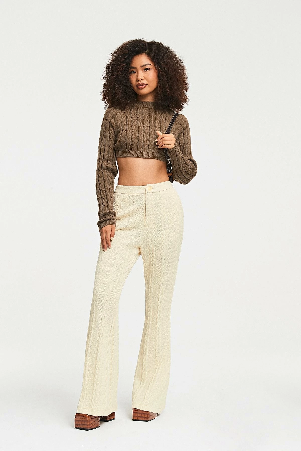 SOLADO High Waist Dual Pocket Knitted Straight Pants 6 SOLADO High Waist Dual Pocket Knitted Straight Pants - Image 4