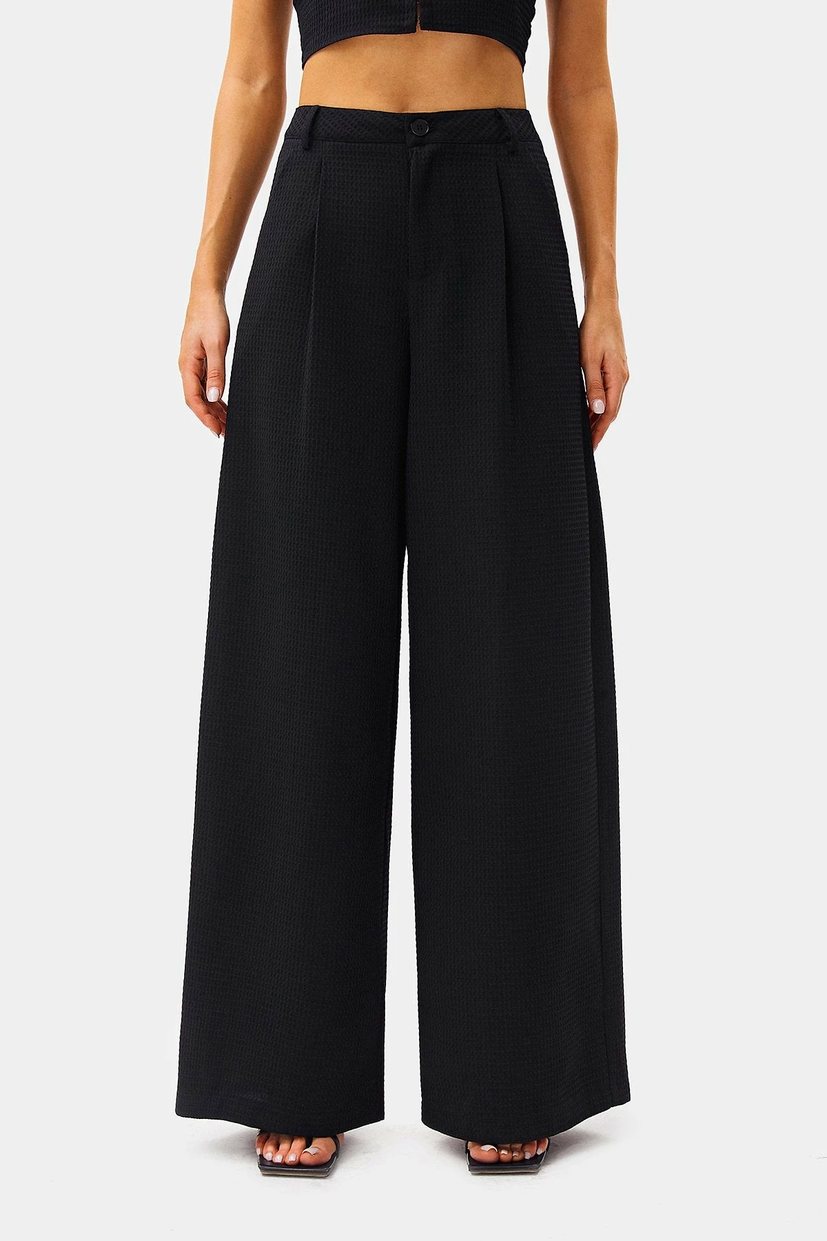 SOLADO Waffle Knit Low Waist Dual Pocket Wide Leg Pants 8 SOLADO Waffle Knit Low Waist Dual Pocket Wide Leg Pants - Image 6