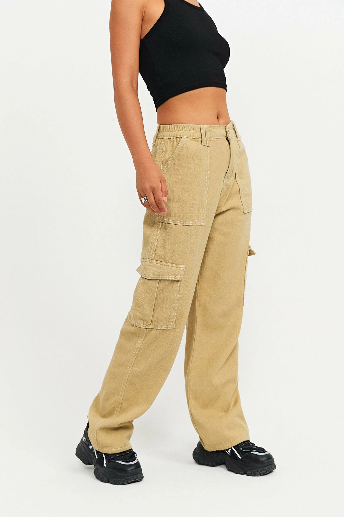 Solado High Waist Pocket Patched Solid Cargo Pants 4 Solado High Waist Pocket Patched Solid Cargo Pants - Image 2