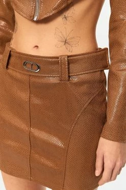 Solado Low Waist PU Leather Mini Skirt With Belt -solado Sales Store jpeg 6c227110 eb4a 424d b08a e1dcda5efe74 1800x1800