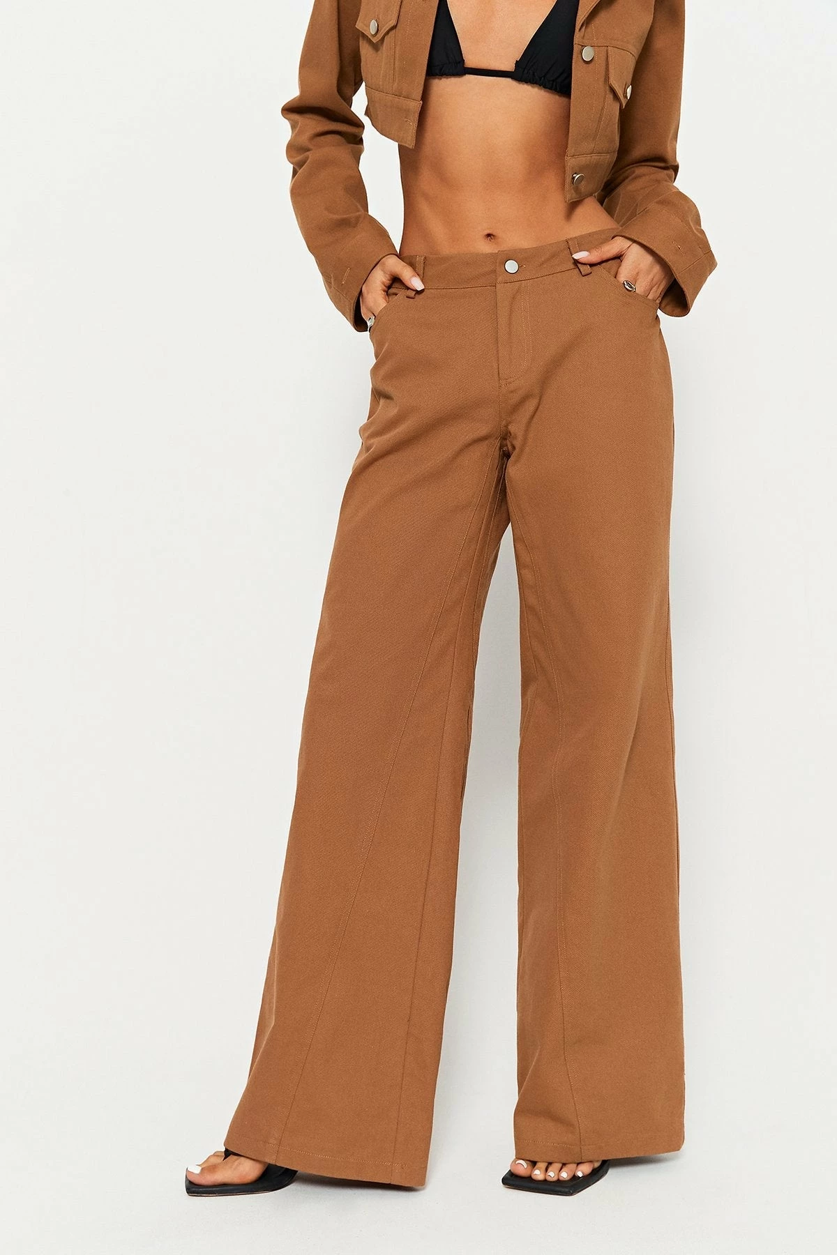 SOLADO High Waist Dual Pocket Solid Straight Pants 3 SOLADO High Waist Dual Pocket Solid Straight Pants