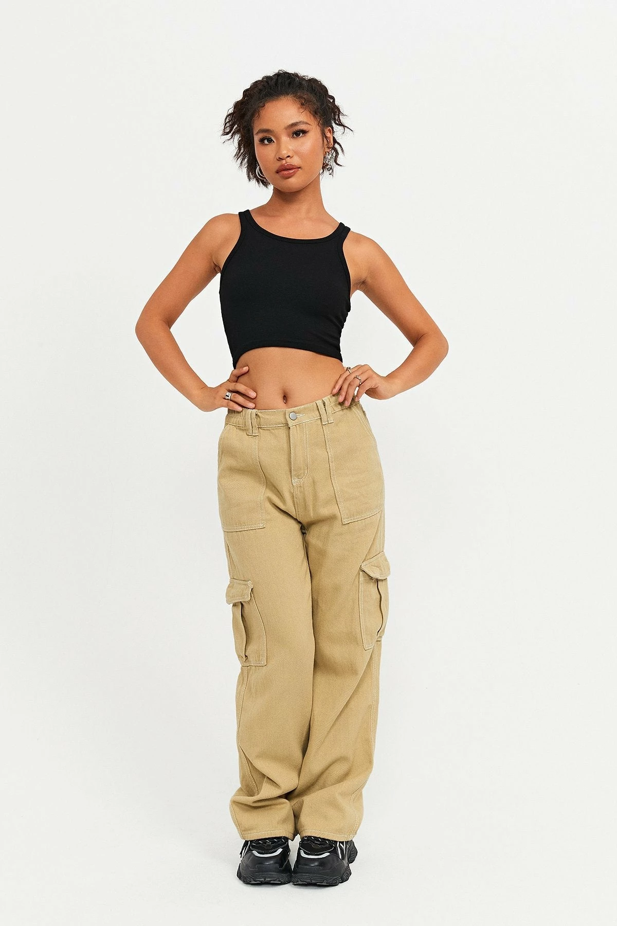 Solado High Waist Pocket Patched Solid Cargo Pants 6 Solado High Waist Pocket Patched Solid Cargo Pants - Image 4