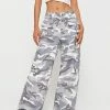 SOLADO Low Waist Camo Print Pocket Patched Straight Pants 1 SOLADO Low Waist Camo Print Pocket Patched Straight Pants -solado Sales Store jpeg 834e09b8 0932 4668 ac32 72d378630cfb 1800x1800