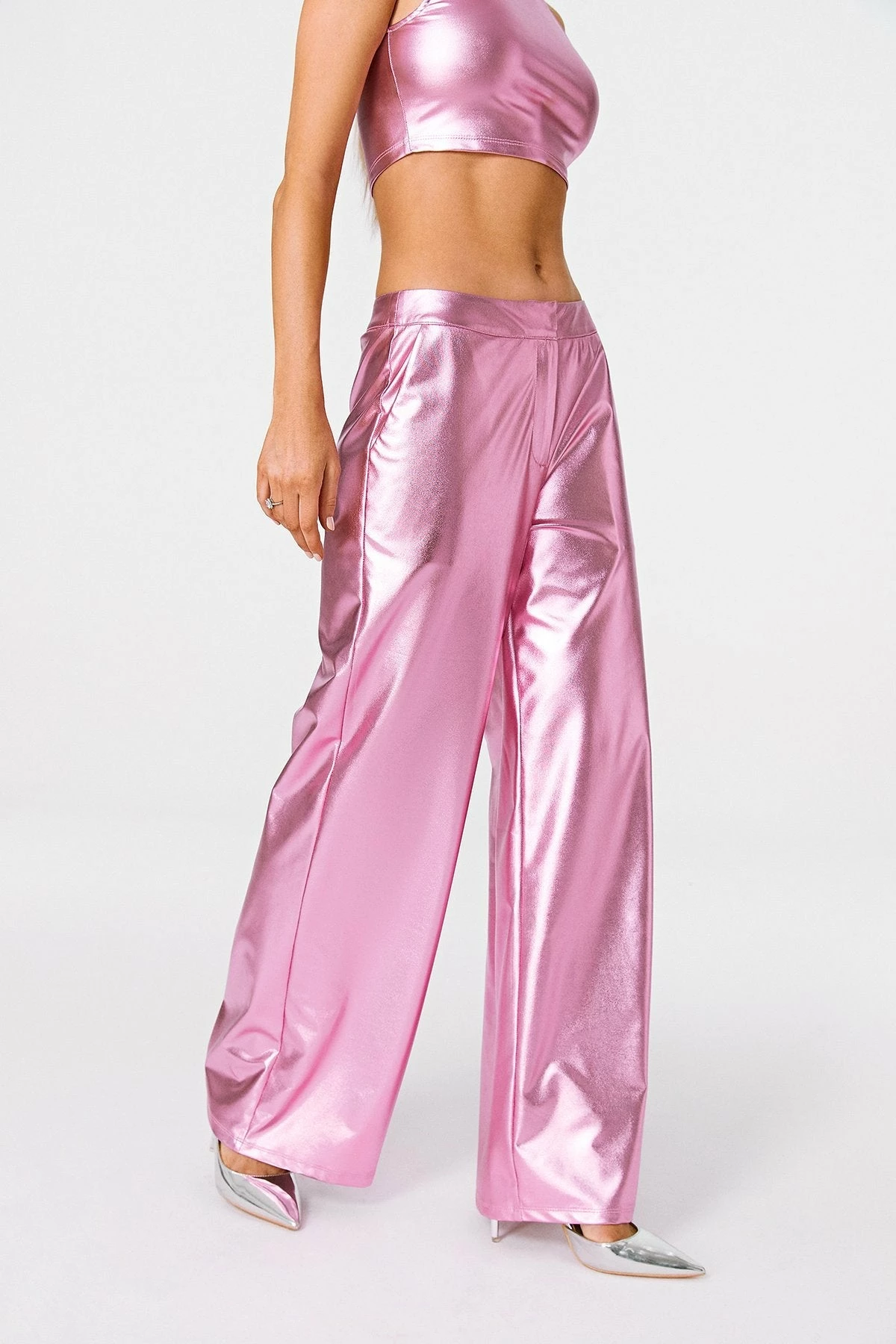 SOLADO Vinyl Low Waist Sheen Wide Leg Pants 4 SOLADO Vinyl Low Waist Sheen Wide Leg Pants - Image 2