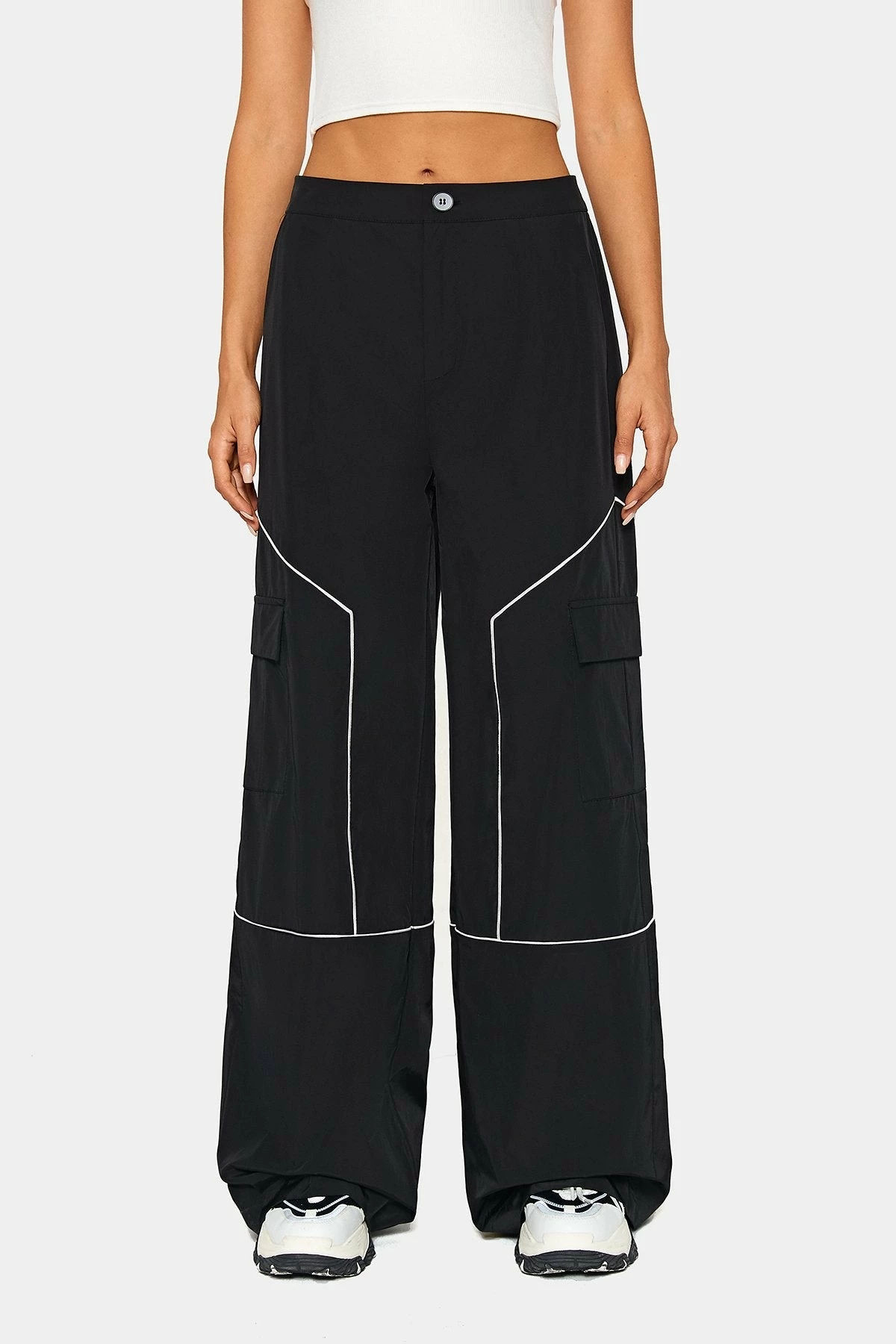 SOLADO Colorblock Dual Pocket Cargo Wide Leg Pants 8 SOLADO Colorblock Dual Pocket Cargo Wide Leg Pants - Image 6