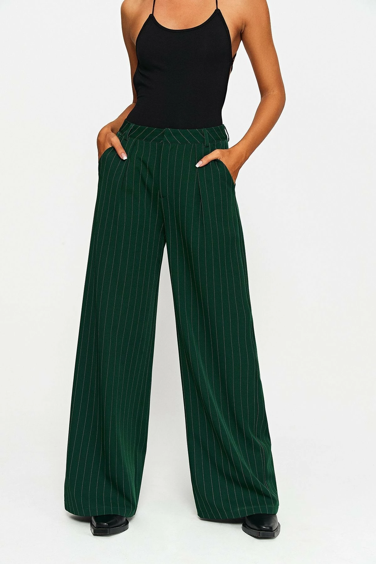 SOLADO Low Waist Striped Print Dual Pocket Wide Leg Pants 3 SOLADO Low Waist Striped Print Dual Pocket Wide Leg Pants
