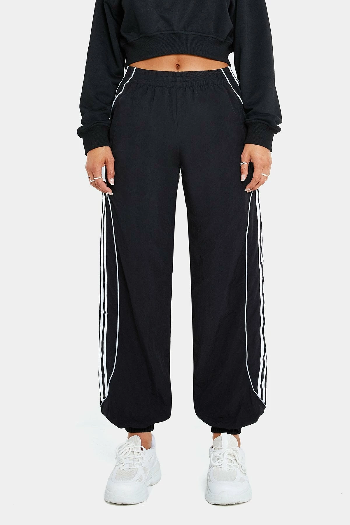 Solado Low Waist Stripe Trim Dual Pocket Joggers 7 Solado Low Waist Stripe Trim Dual Pocket Joggers - Image 5