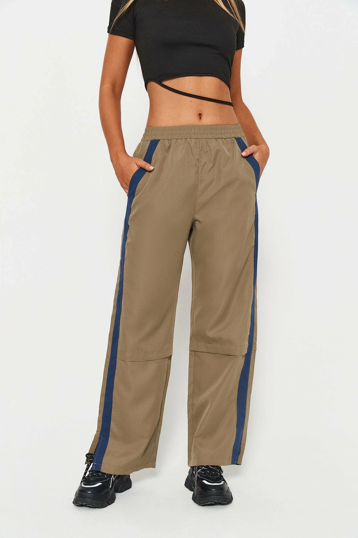 Solado Low Waist Colorblock Split Hem Splicing Joggers 4 Solado Low Waist Colorblock Split Hem Splicing Joggers - Image 2