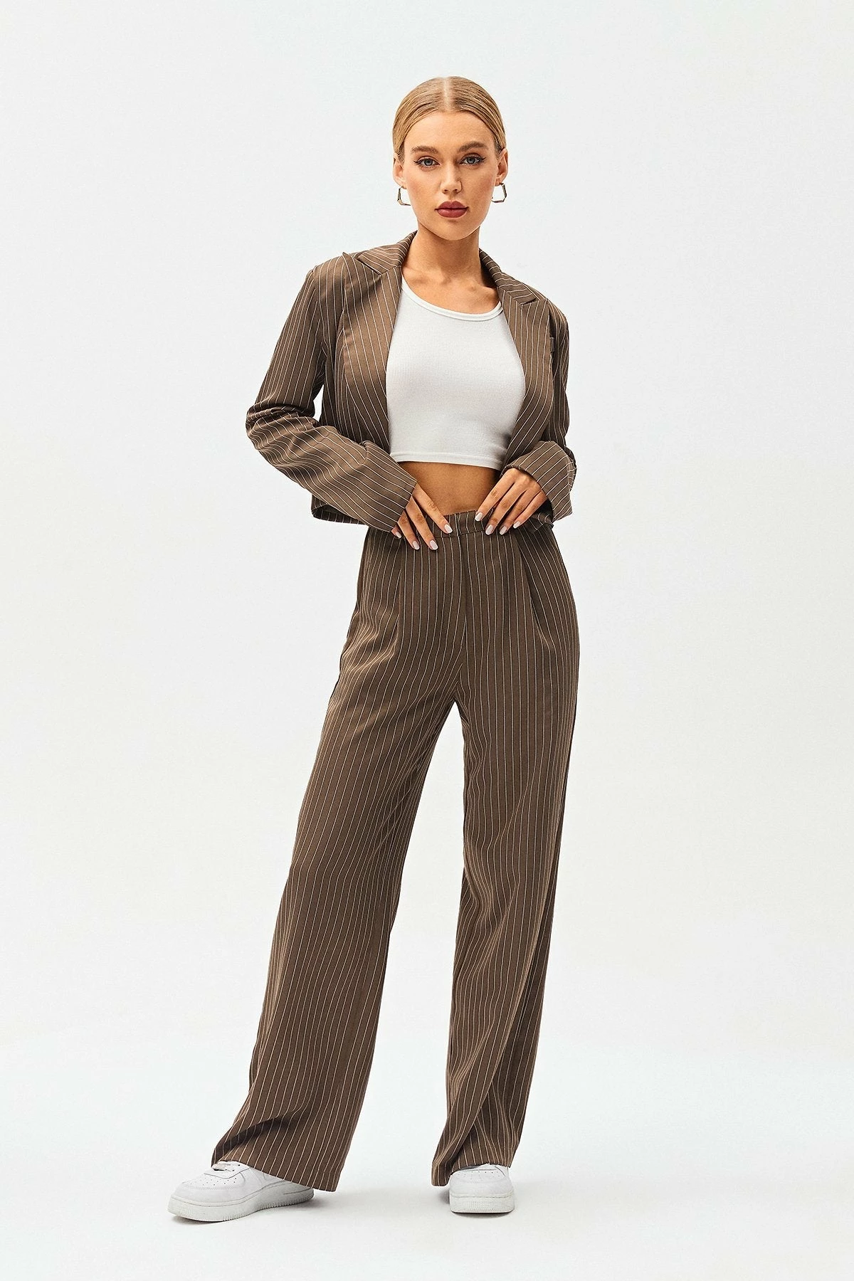 SOLADO Low Waist Stripe Print Dual Pocket Suit Pants 7 SOLADO Low Waist Stripe Print Dual Pocket Suit Pants - Image 5