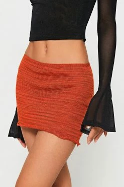 Solado Low Waist Colorblock Lettuce Trim Mini Skirt -solado Sales Store jpeg b562e109 3ac0 4fc1 8053 7c8f1e79d3c4 1800x1800