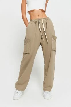 Solado Drawstring Waist Pocket Patched Solid Joggers