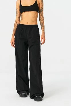 SOLADO High Waist Dual Pocket Solid Wide Leg Pants