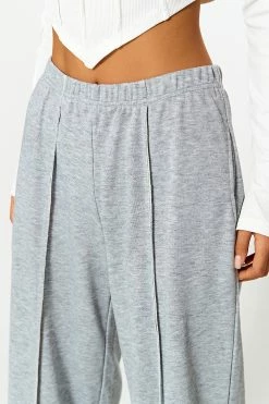 SOLADO Seam Detail Dual Pocket Solid Straight Pants 13 SOLADO Seam Detail Dual Pocket Solid Straight Pants -solado Sales Store jpeg bc456256 66b0 4f6b a187 02d662ec927d 1800x1800