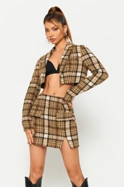 SOLADO High Waist Check Print Split Hem Mini Skirt 11 SOLADO High Waist Check Print Split Hem Mini Skirt -solado Sales Store jpeg bde6fe0a 8ad4 4eaa 8f5a 7b2aadf26473 1800x1800