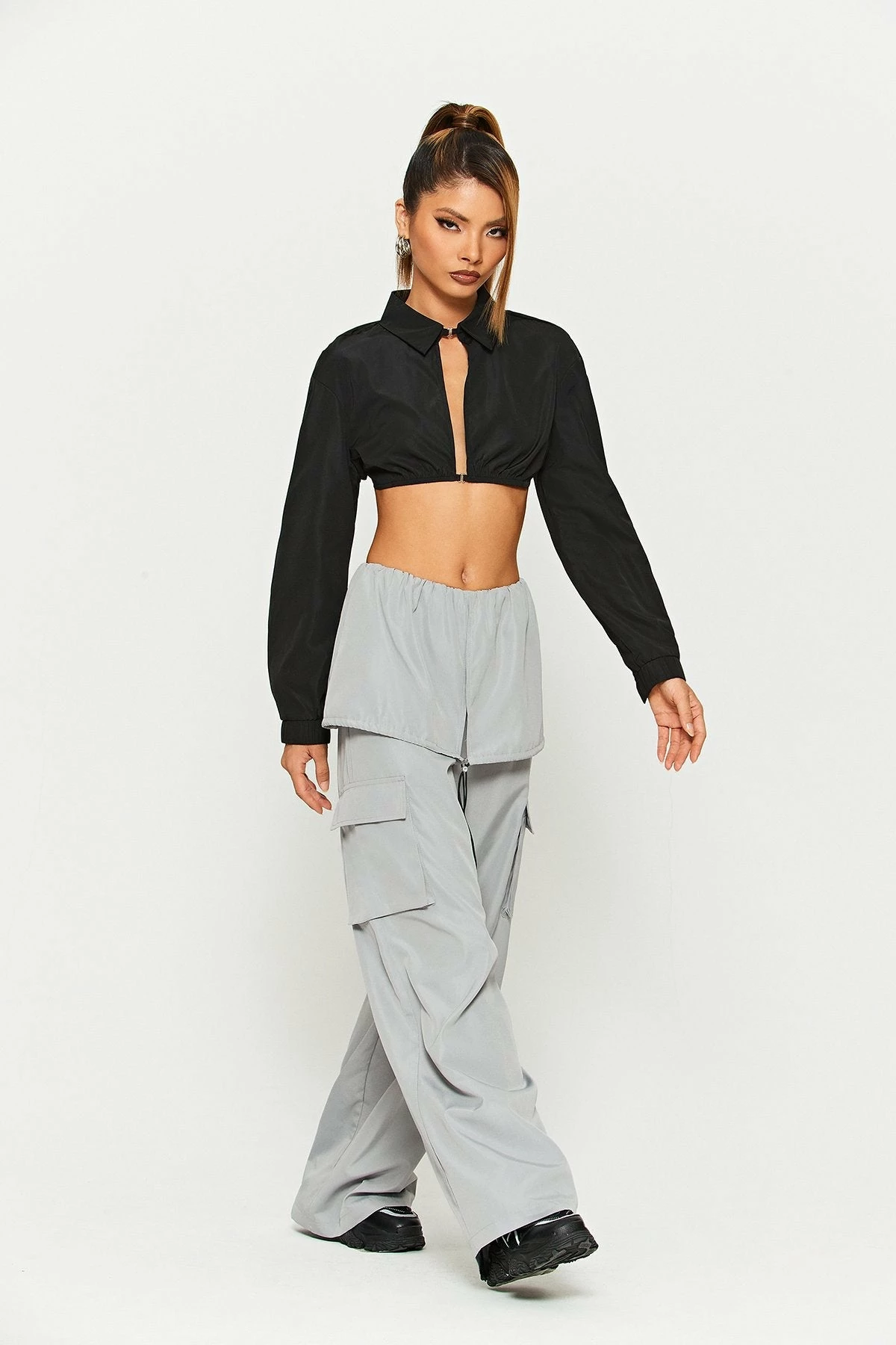 SOLADO Layered Drawstring Pocket Patched Wide Leg Pants 6 SOLADO Layered Drawstring Pocket Patched Wide Leg Pants - Image 4