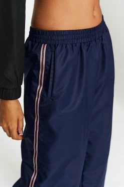 SOLADO Dual Pocket Colorblock Trim Wide Leg Pants 13 SOLADO Dual Pocket Colorblock Trim Wide Leg Pants -solado Sales Store jpeg c3d7ea01 0095 4fbe 98a0 a0d1d85c4f24 1800x1800