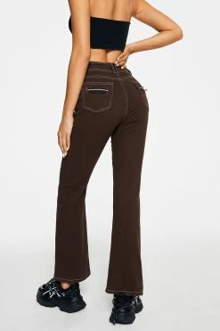 Solado Low Waist Top-stitching Buckled Decor Straight Leg Jeans -solado Sales Store jpeg c70595cf f102 4516 affc f28b26761c51 1800x1800