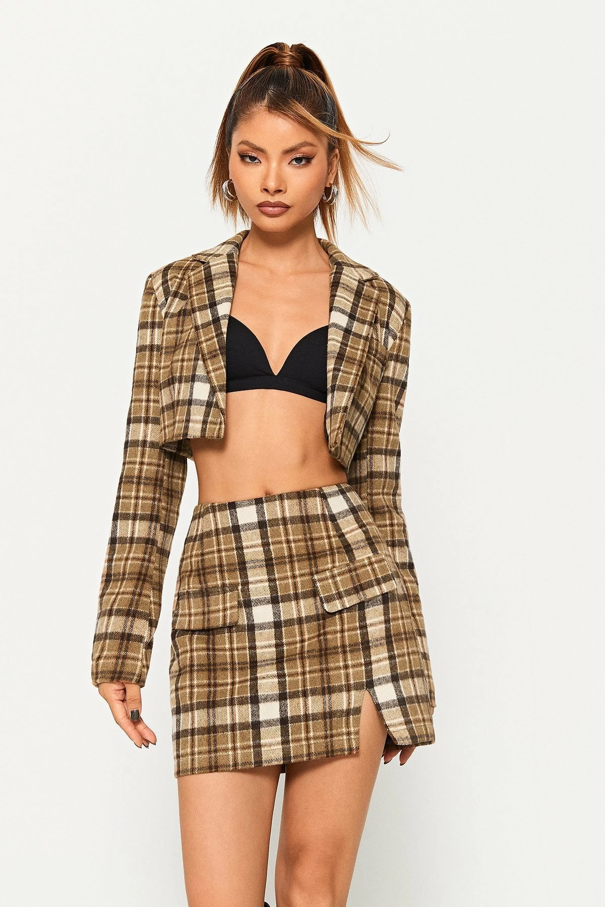 SOLADO High Waist Check Print Split Hem Mini Skirt 6 SOLADO High Waist Check Print Split Hem Mini Skirt - Image 4