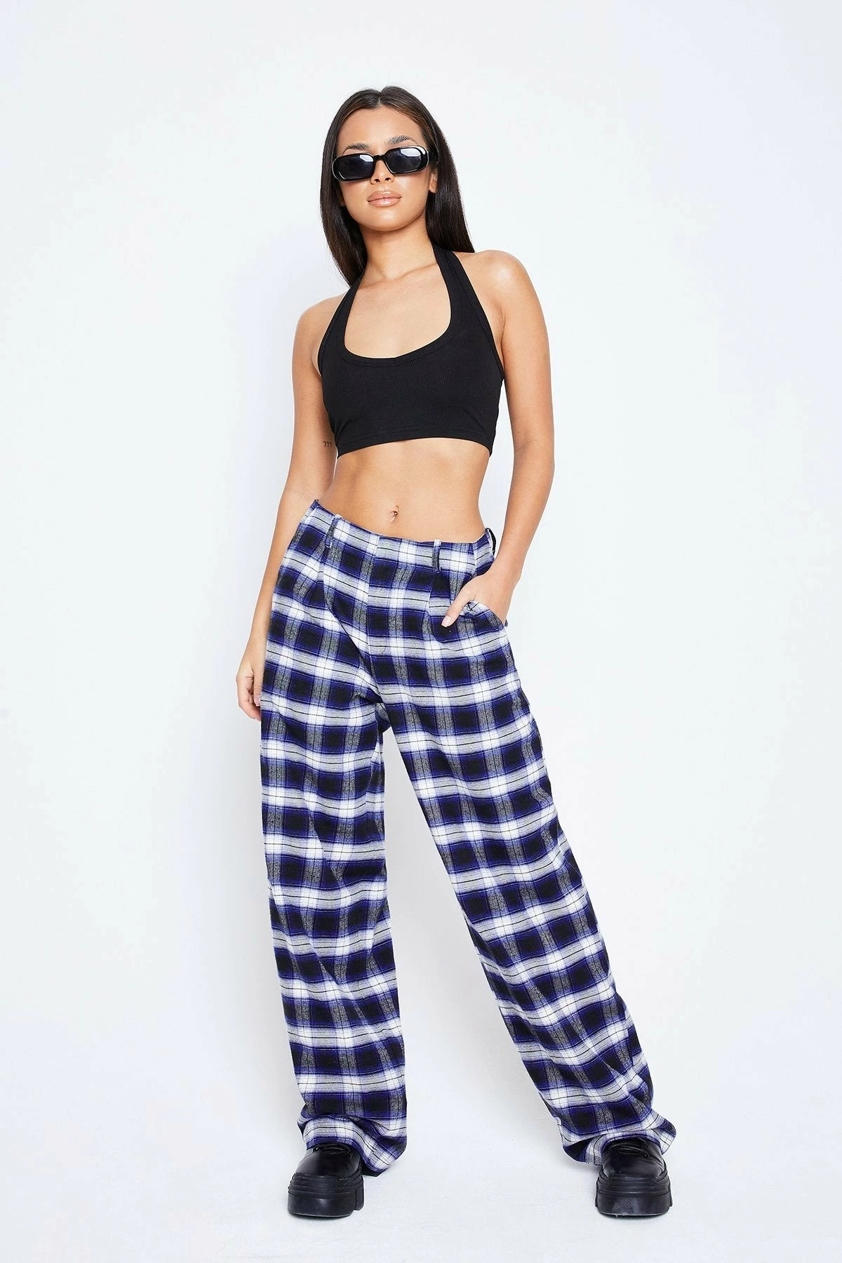 SOLADO Low Waist Check Print Dual Pocket Straight Pants 6 SOLADO Low Waist Check Print Dual Pocket Straight Pants - Image 4
