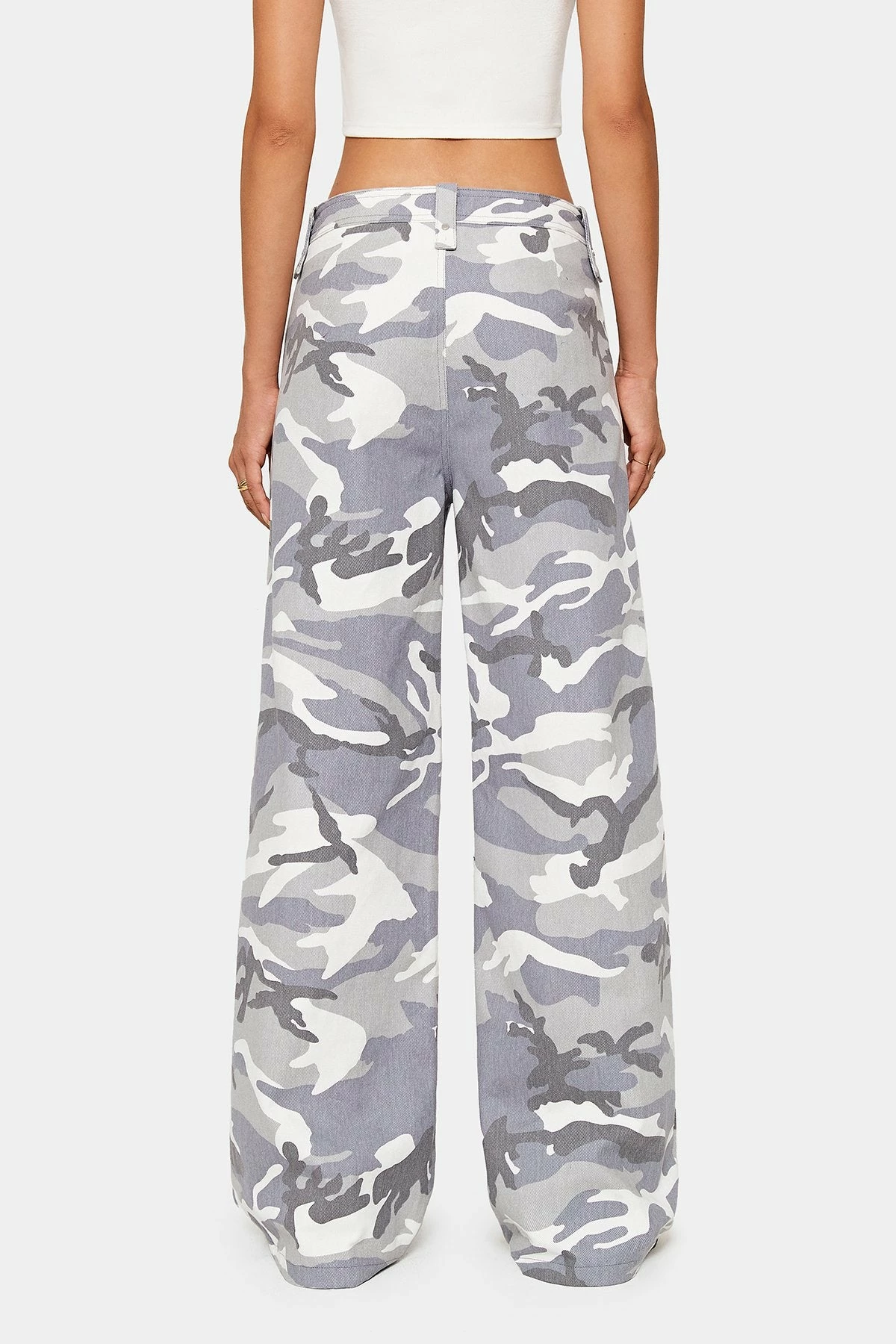 SOLADO Low Waist Camo Print Pocket Patched Straight Pants 9 SOLADO Low Waist Camo Print Pocket Patched Straight Pants - Image 7