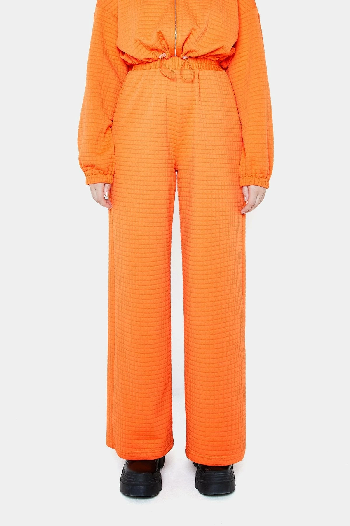 SOLADO High Waist Dual Pocket Waffle Knit Straight Pants 7 SOLADO High Waist Dual Pocket Waffle Knit Straight Pants - Image 5