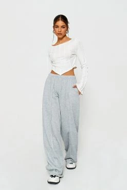 SOLADO Seam Detail Dual Pocket Solid Straight Pants 12 SOLADO Seam Detail Dual Pocket Solid Straight Pants -solado Sales Store jpeg fb09067d 85ac 49c0 bbf3 7b4da5c1a3e7 1800x1800
