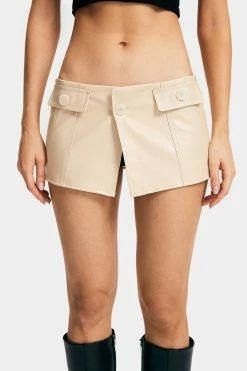 SOLADO Low Waist Button Front PU Leather Mini Skirt -solado Sales Store jpeg fc7356f5 0dd2 453e 9eb4 40d81a201601 1800x1800